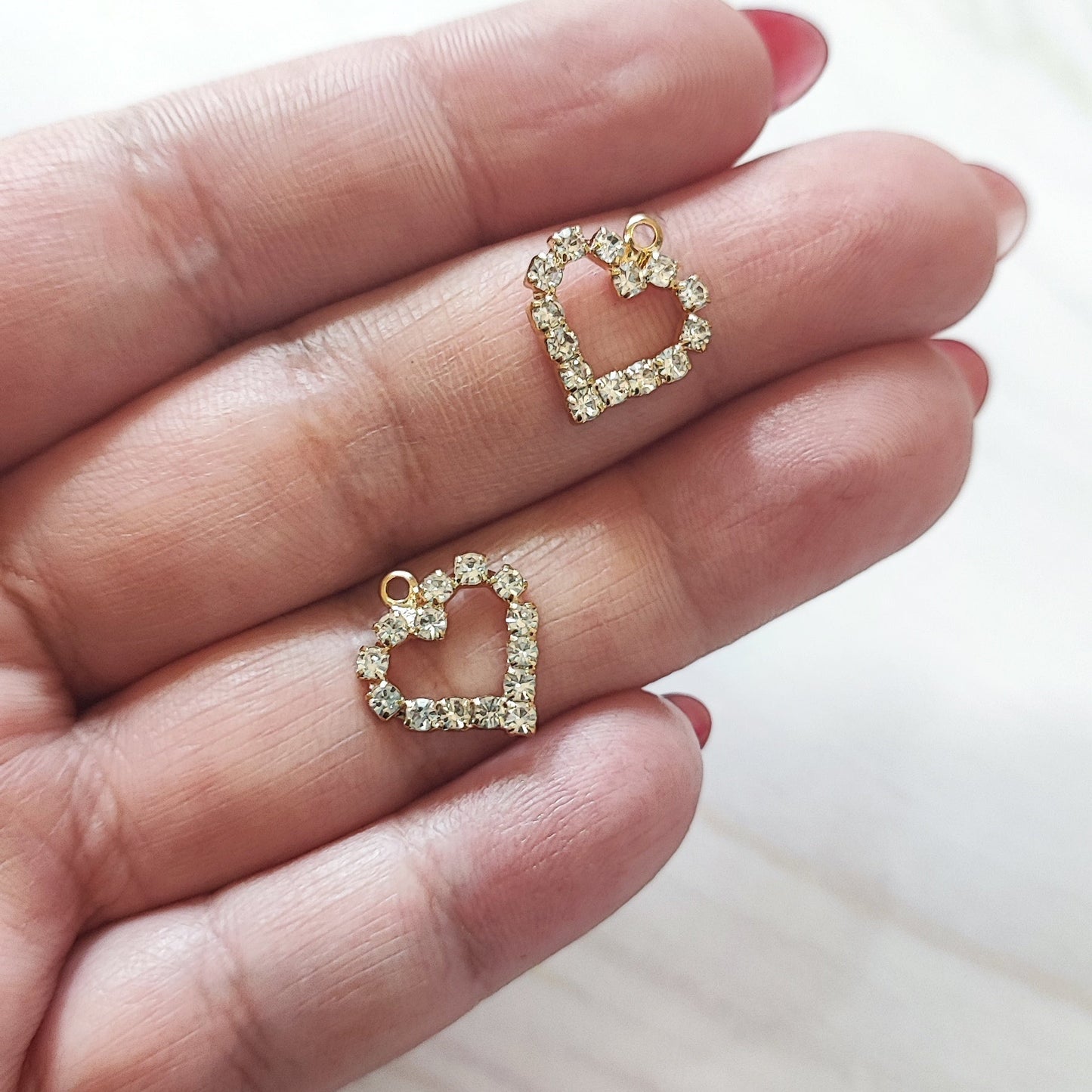 CORAZON HUECO CON ZIRCONES