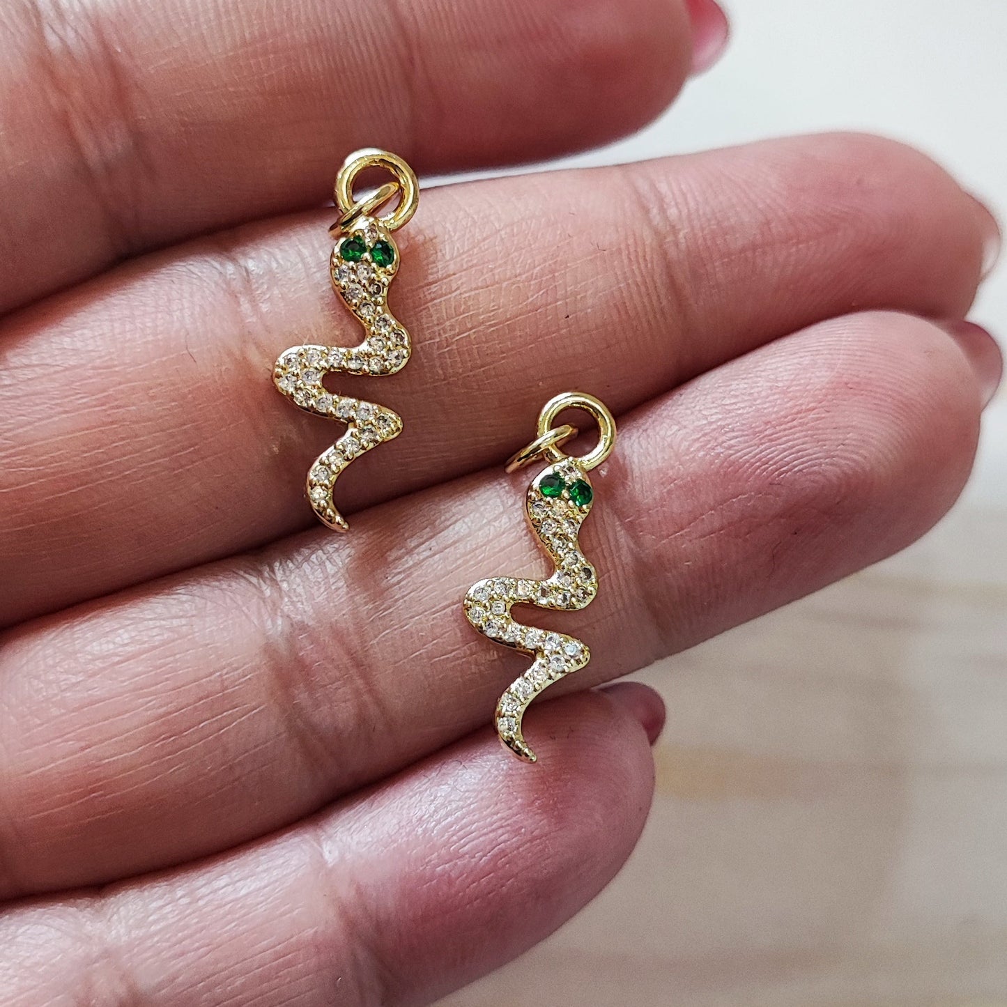 SERPIENTE CON ZIRCONES