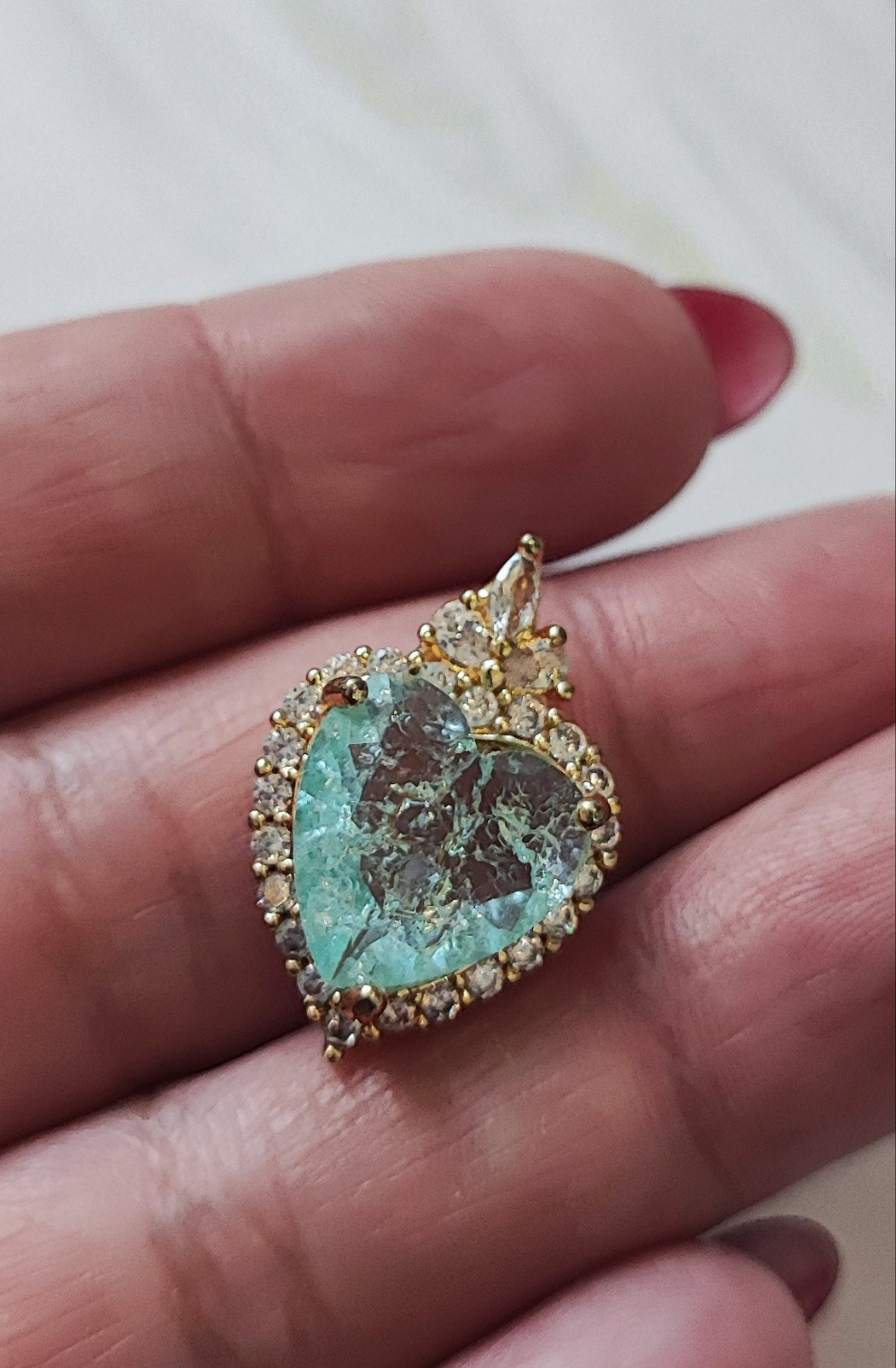CORAZON CON CRISTAL