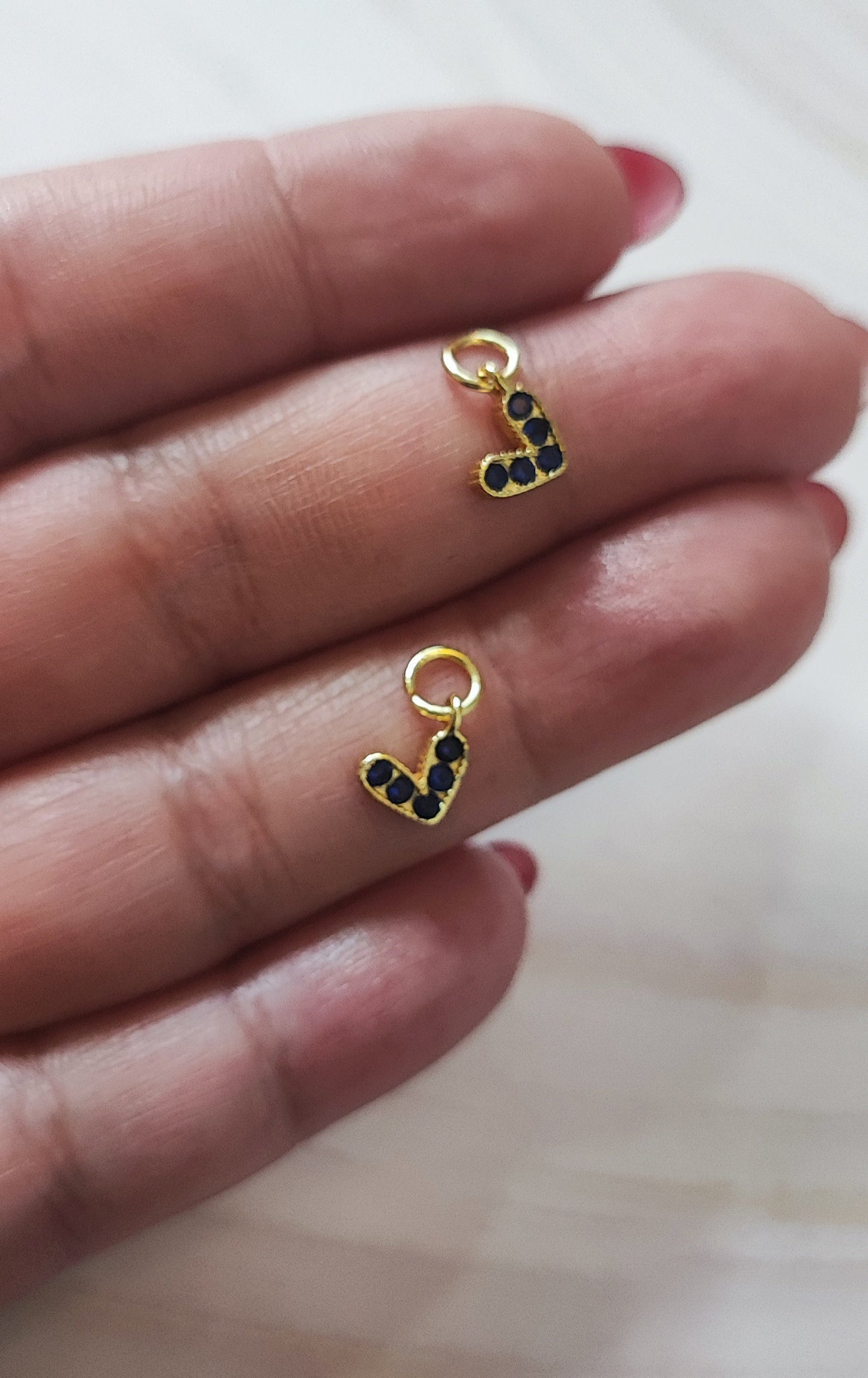 CORAZONES ZIRCONES NEGROS