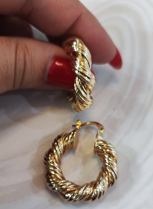 ARGOLLAS ENTORCHADAS